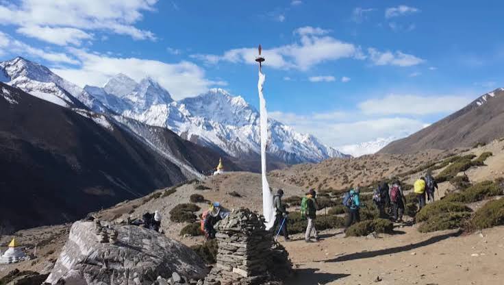 Everest Base Camp Trek 15 Days gallery image 2